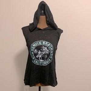 Starbuck style Venice beach tank